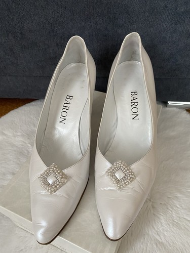 Pumps mit perlen brautmode - pumps,